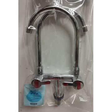 Showy "Pure" Q/Turn Twin Spout Sink Tap 5202-2